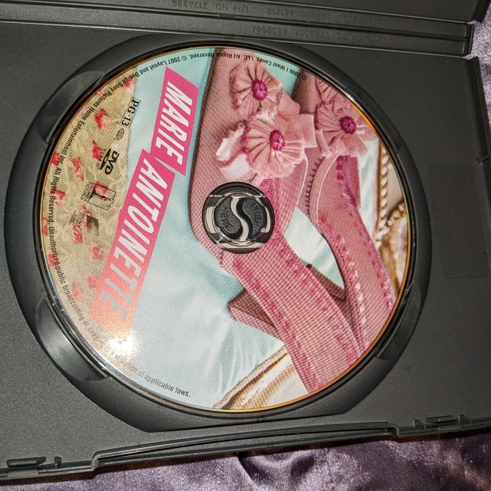 2 DVDS - Picture 4 of 4